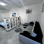 Apartma B & O Apartment *