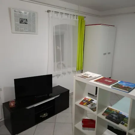 Apartma B & O Apartment
