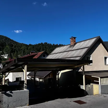 Apartma B & O * Idrija